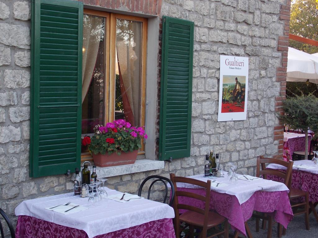 Osteria Belvedere San Leo Exteriör bild